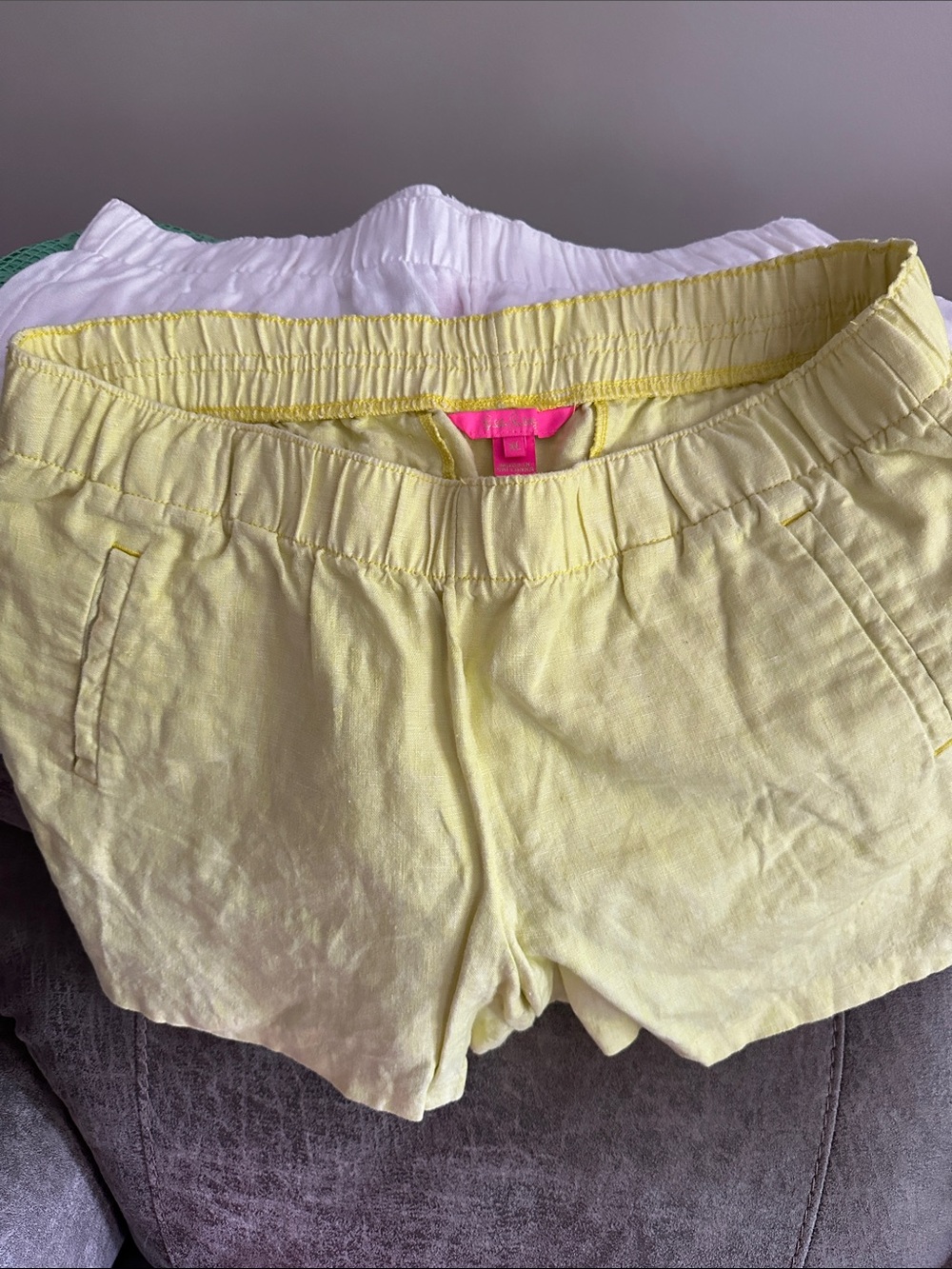 Lilly Pulitzer Pale Yellow Elastic-Waist Linen Blend Shorts